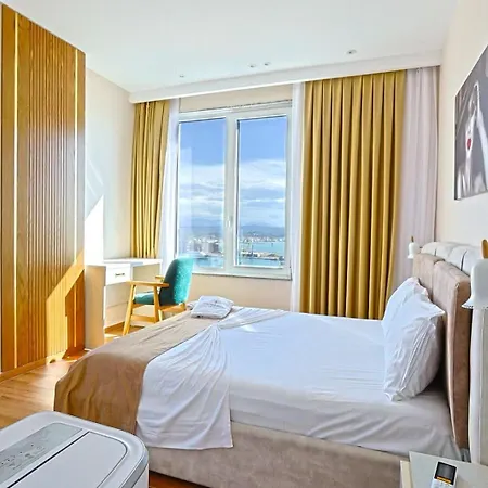 Lux Holidays 221 Durrës
